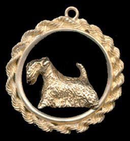 14K Gold Sealyham Terrier in Classic Rope Bezel